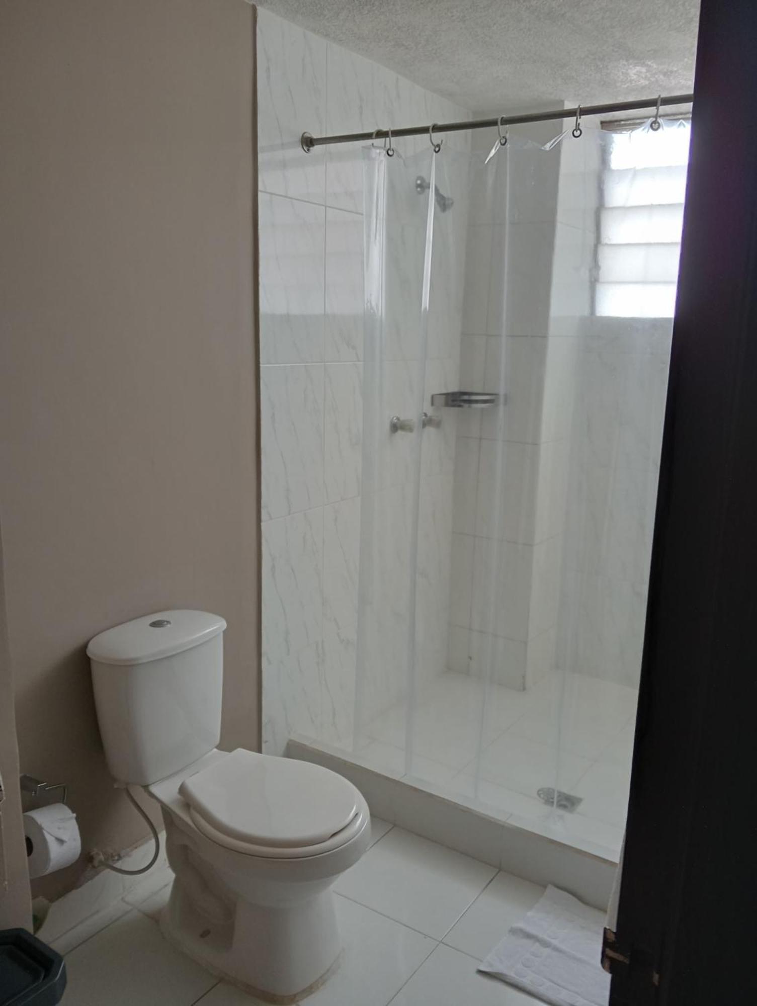 Hotel Don Gregorio Cartago Bagian luar foto