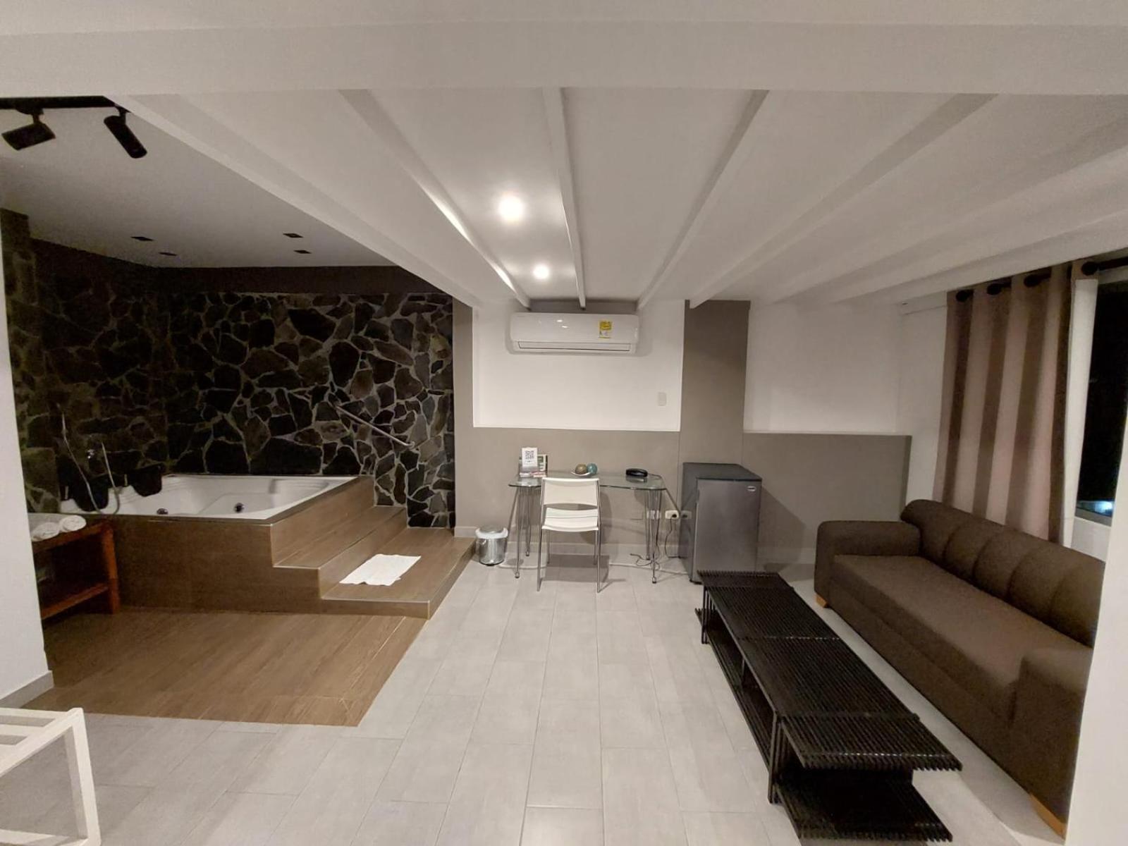 Hotel Don Gregorio Cartago Bagian luar foto
