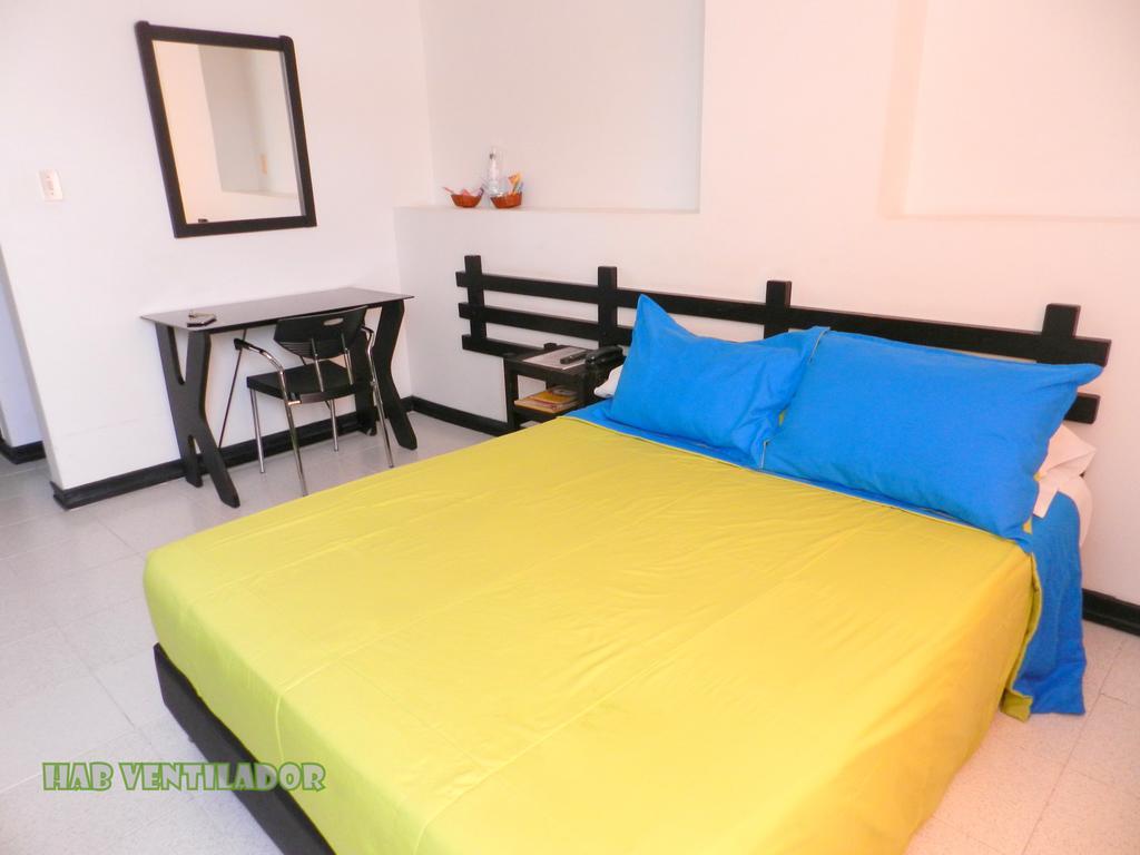 Hotel Don Gregorio Cartago Bagian luar foto