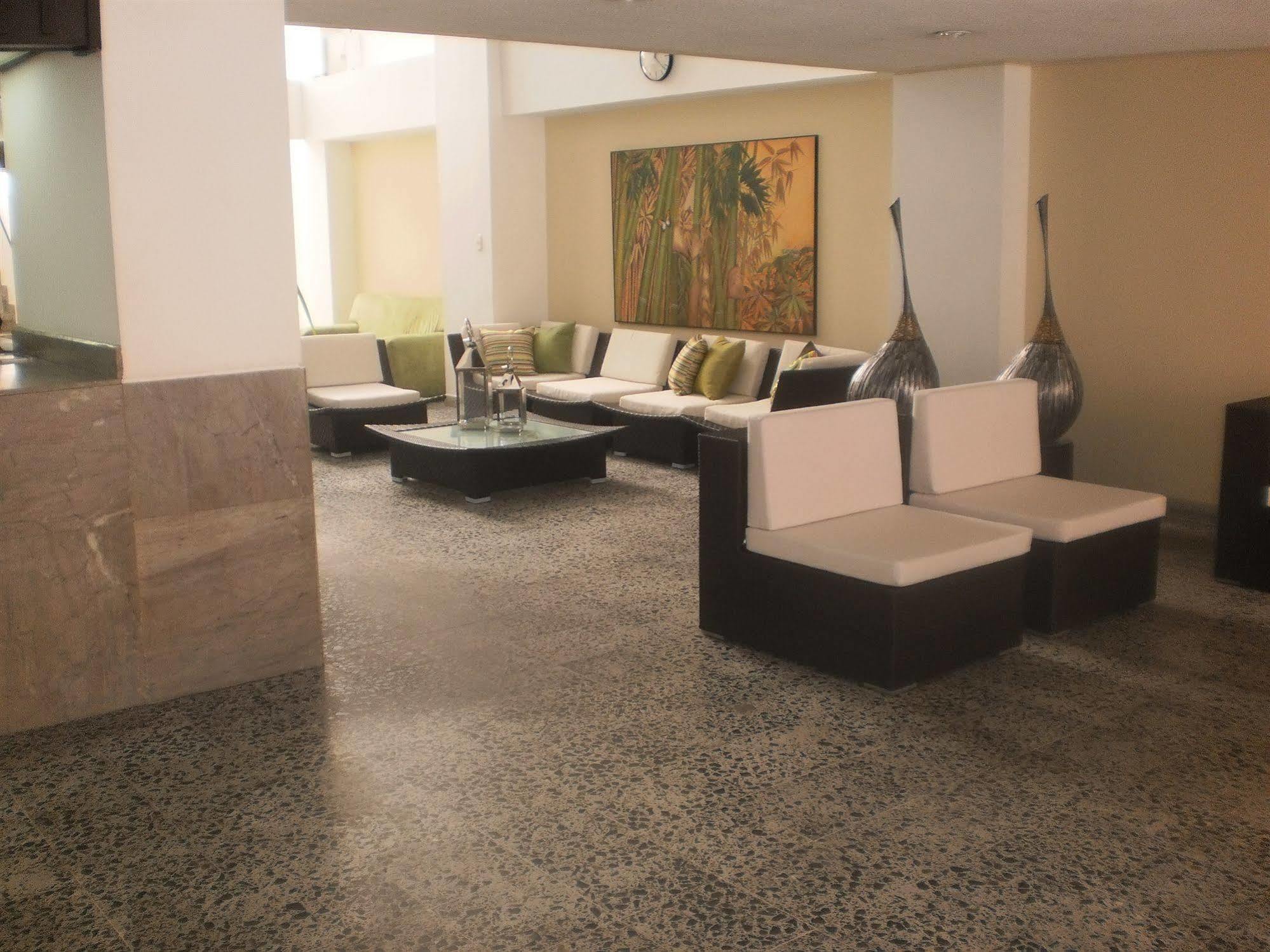 Hotel Don Gregorio Cartago Bagian luar foto